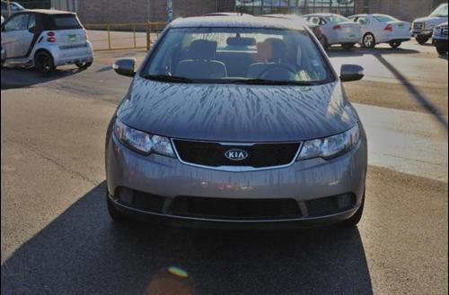 Kia Forte 2010 photo 3