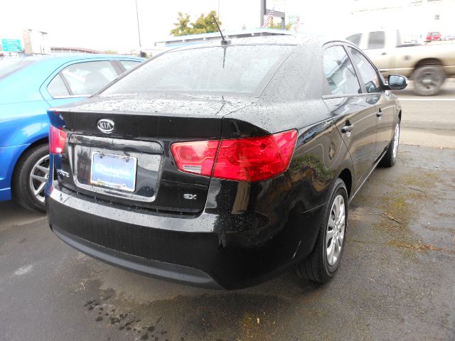 Kia Forte 2010 photo 9