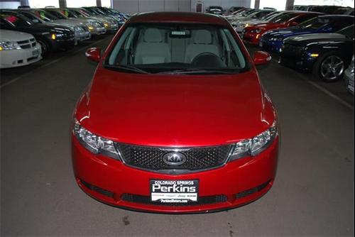 Kia Forte 2010 photo 1