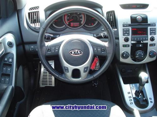 Kia Forte 2010 photo 4