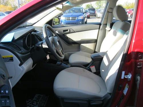 Kia Forte 2010 photo 2