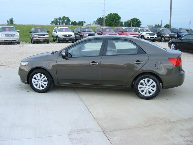 Kia Forte Open-top Sedan