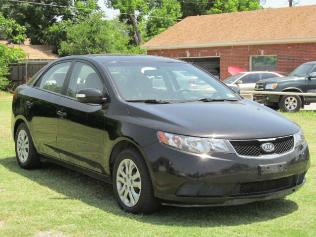 Kia Forte Open-top Sedan