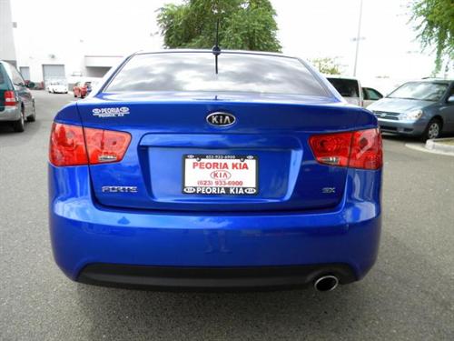 Kia Forte 2010 photo 3
