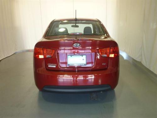 Kia Forte 2010 photo 3