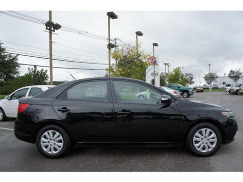 Kia Forte 2010 photo 1