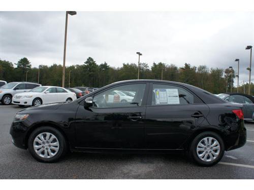 Kia Forte 2010 photo 4