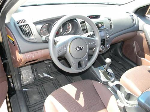 Kia Forte 2010 photo 4
