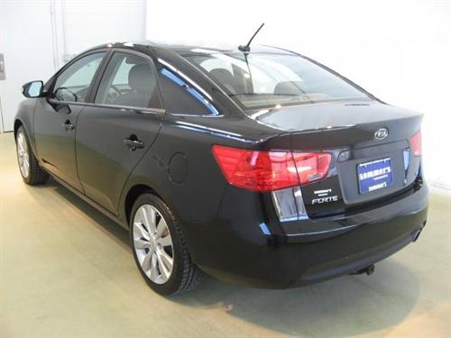 Kia Forte 2010 photo 3