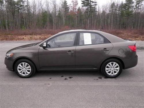 Kia Forte 2010 photo 1