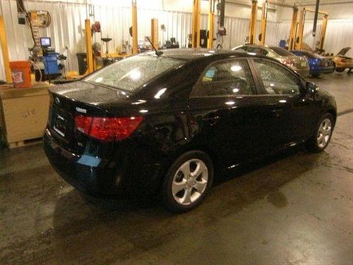Kia Forte 2010 photo 4