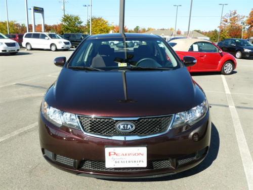 Kia Forte 2010 photo 1