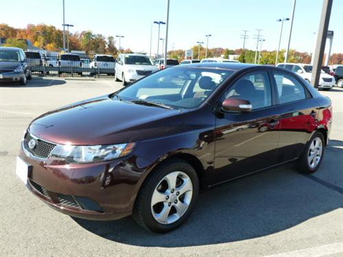 Kia Forte 2010 photo 2