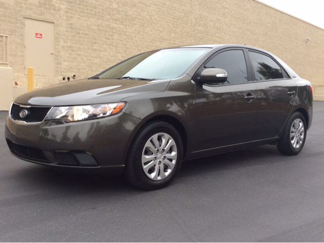 Kia Forte 2010 photo 3