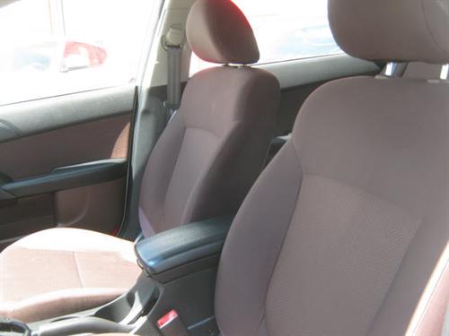 Kia Forte 2010 photo 1