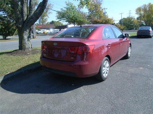 Kia Forte 2010 photo 3