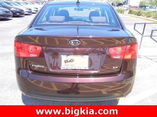Kia Forte 2010 photo 4