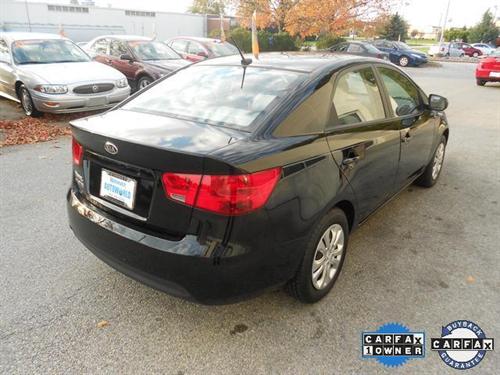 Kia Forte 2010 photo 5