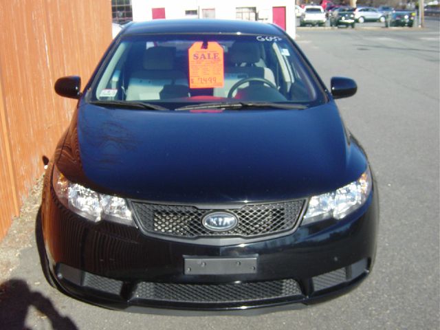 Kia Forte 2010 photo 4