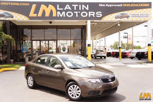 Kia Forte 2010 photo 3