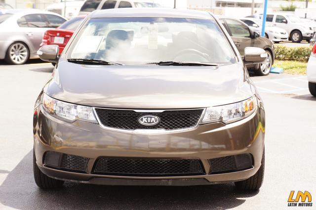 Kia Forte 2010 photo 4