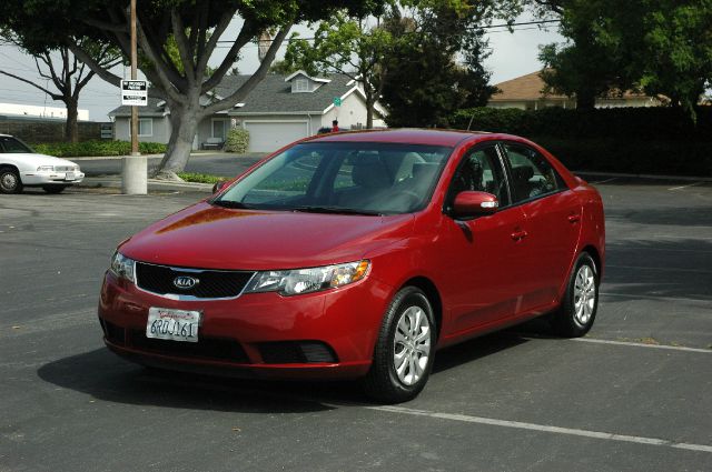 Kia Forte 2010 photo 4