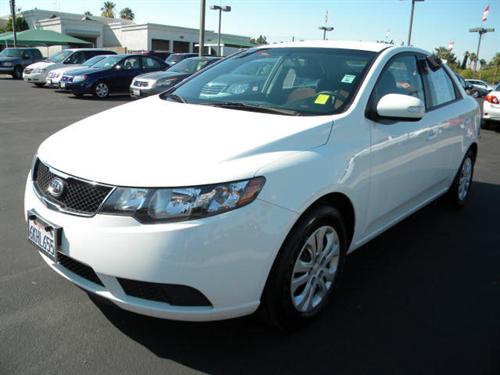 Kia Forte 2010 photo 1
