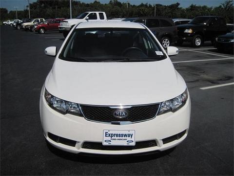 Kia Forte 2010 photo 1