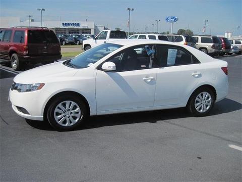 Kia Forte 2010 photo 2