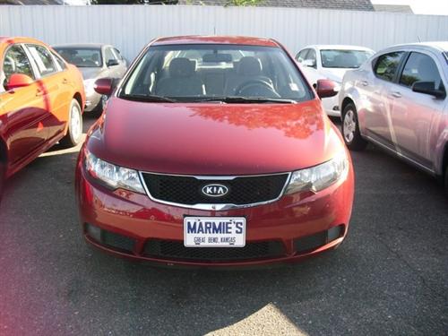 Kia Forte 2010 photo 2