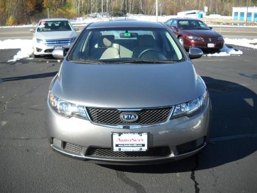 Kia Forte 2010 photo 1