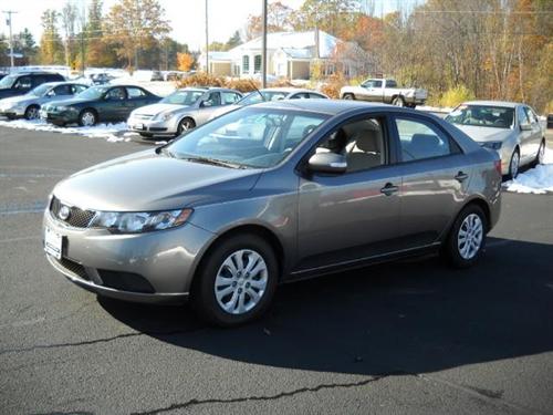 Kia Forte 2010 photo 2