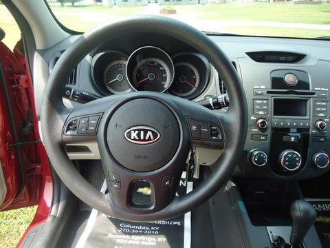 Kia Forte 2010 photo 1