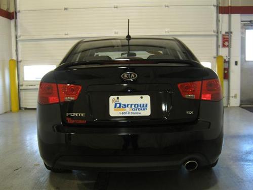 Kia Forte 2010 photo 4