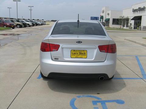 Kia Forte AWD, REAR DVD, Navigation, 3RD ROW, Mem/heat Seats Other