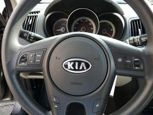 Kia Forte 2010 photo 5