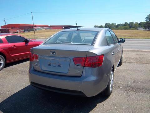 Kia Forte 2010 photo 2
