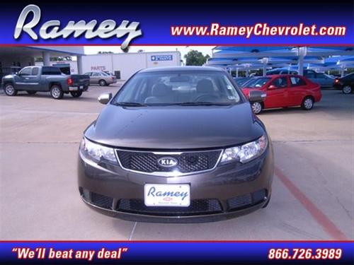 Kia Forte 2010 photo 1