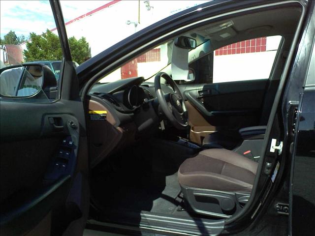 Kia Forte 4x4 Z85 Extended CAB Sedan