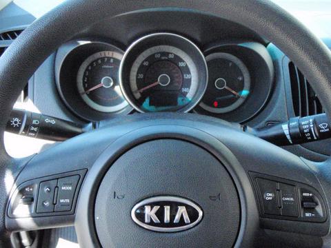 Kia Forte 2010 photo 2