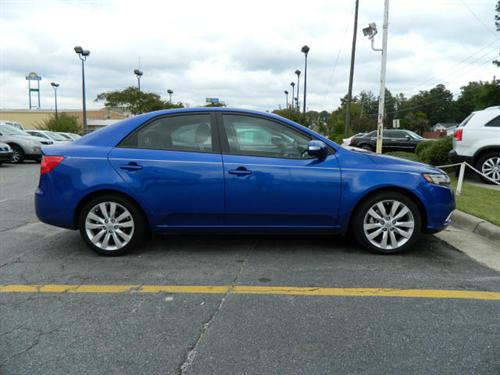 Kia Forte 2010 photo 2