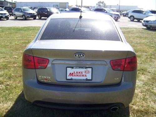 Kia Forte 2010 photo 1