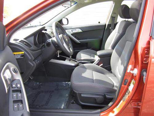 Kia Forte AWD, REAR DVD, Navigation, 3RD ROW, Mem/heat Seats Other