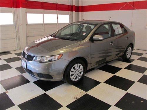 Kia Forte 2010 photo 1