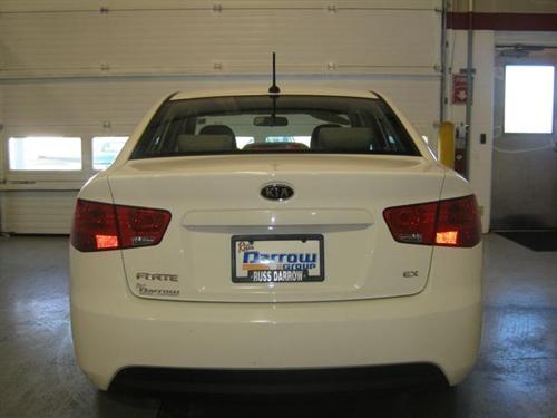 Kia Forte 2010 photo 4