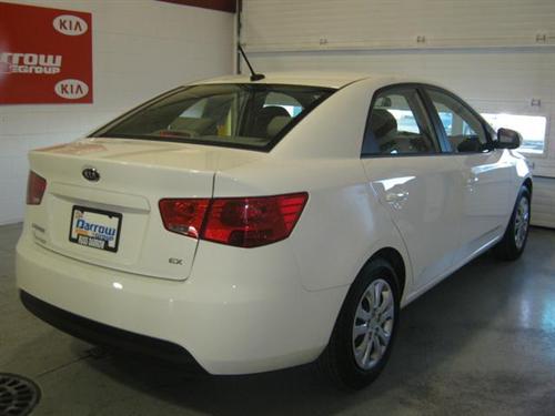 Kia Forte 2010 photo 5