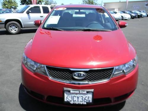Kia Forte 2010 photo 1