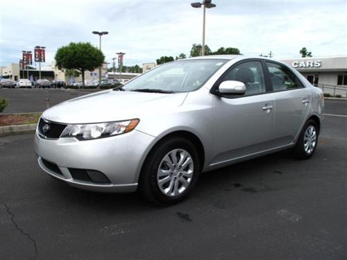 Kia Forte 2010 photo 2