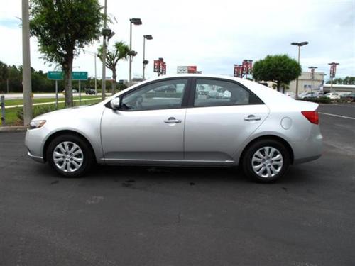 Kia Forte 2010 photo 3