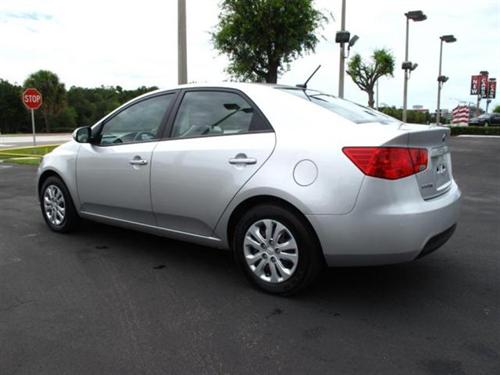 Kia Forte 2010 photo 4